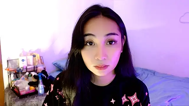 SweetLilly 18 online show from November 11, 2:50 am