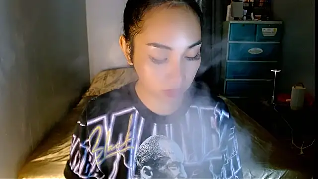 SweetLilly 18 online show from February 22, 2:58 am