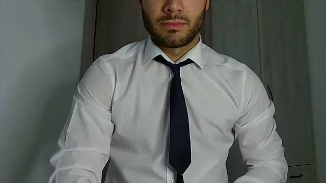 Justynn1 online show from April 26, 4:43 am
