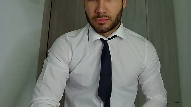 Justynn1 online show from April 12, 11:24 am