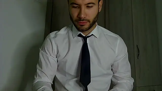 Justynn1 online show from November 17, 11:09 pm