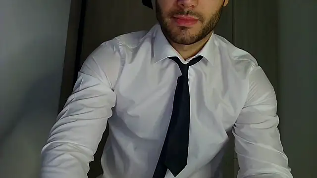 Justynn1 online show from October 21, 9:14 pm