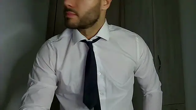 Justynn1 online show from February 20, 9:17 pm