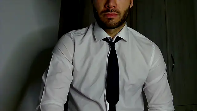 Justynn1 online show from June 3, 10:47 pm