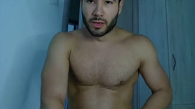 Snapshot of Justynn1 chatting on September 12, 4:45 am Justynn1 online show from September 12, 4:45 am