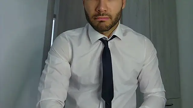 Justynn1 online show from May 26, 5:05 am