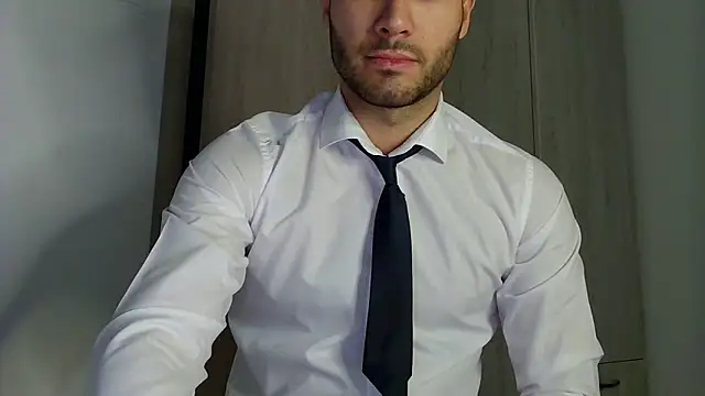 Snapshot of Justynn1 chatting on January 10, 12:06 am Justynn1 online show from January 10, 12:06 am