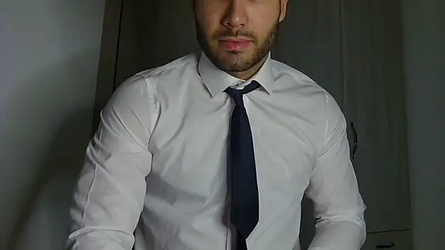 Justynn1 online show from April 7, 10:22 pm