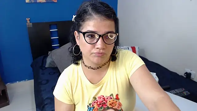 GlendaStarx online show from April 29, 8:04 pm