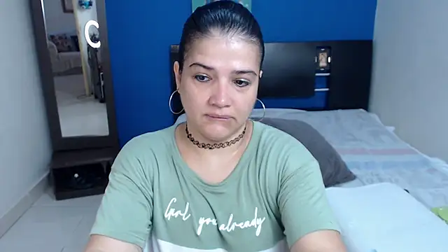GlendaStarx online show from May 26, 2:37 pm