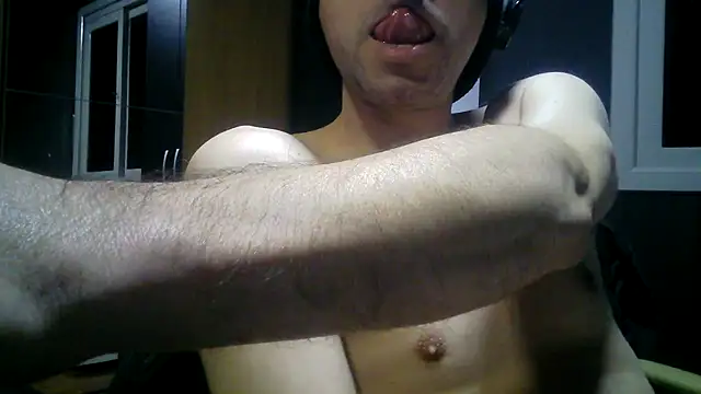 gauchors20 online show from May 31, 3:01 am