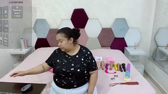 angel blue online show from February 17, 2:47 pm