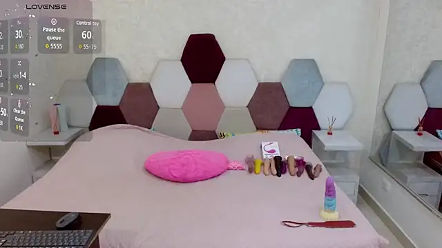 angel blue online show from October 25, 3:23 pm