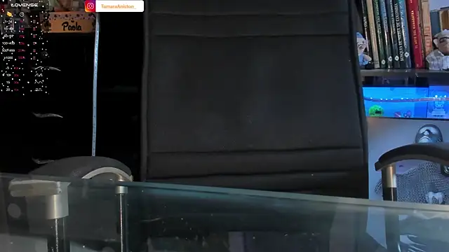 Snapshot of TamaraAniston chatting on February 14, 3:15 pm TamaraAniston online show from February 14, 3:15 pm