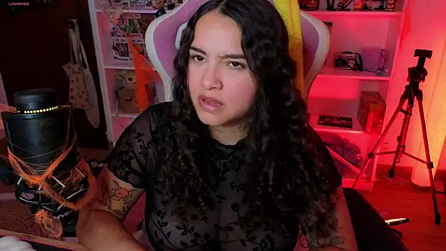 Sweet sully   online show from October 18, 9:11 am