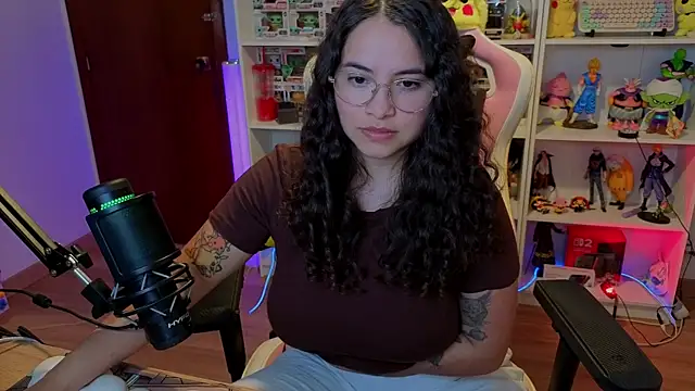 Sweet sully   online show from April 13, 7:45 am