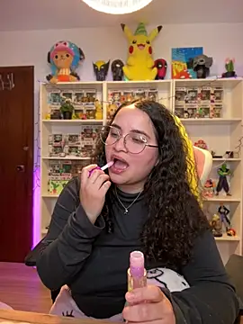 Sweet sully   online show from January 13, 9:30 pm