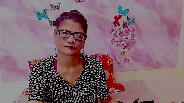 IndianAllure online show from November 26, 5:51 am