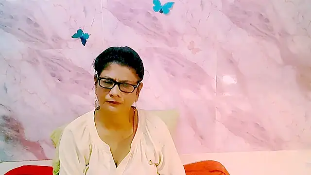 IndianAllure online show from March 23, 5:40 am