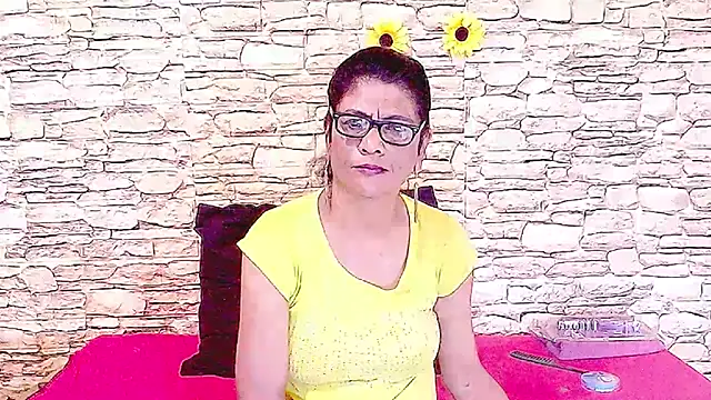 IndianAllure online show from March 24, 5:51 am