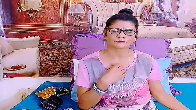 IndianAllure online show from June 10, 5:30 am