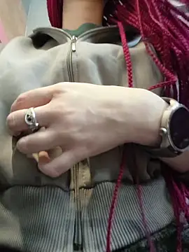 Frost foxy online show from January 14, 3:10 am