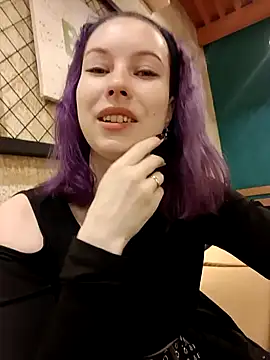 Frost foxy online show from February 9, 5:19 am