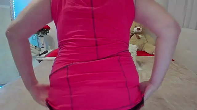 Snapshot of laylaroma chatting on November 19, 3:12 pm laylaroma online show from November 19, 3:12 pm