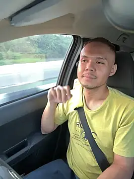 Snapshot of EllisZlatan chatting on March 1, 11:49 pm EllisZlatan online show from March 1, 11:49 pm