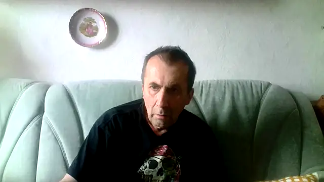 Snapshot of michidd1 chatting on July 13, 3:11 pm michidd1 online show from July 13, 3:11 pm