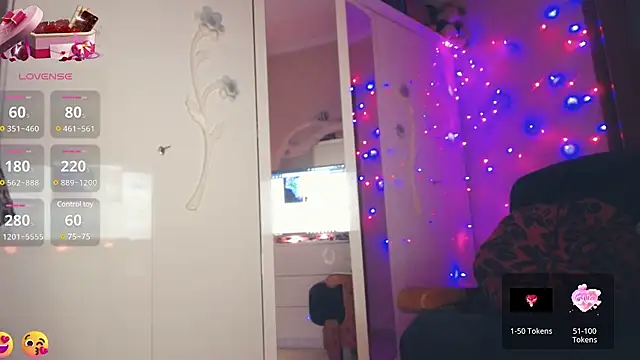 icelady77 online show from January 19, 6:32 pm