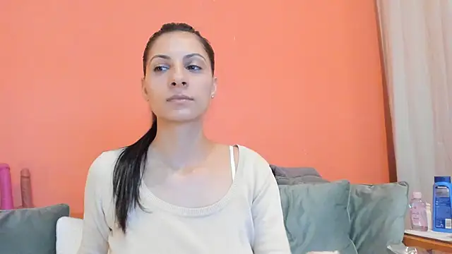 Snapshot of Dirty-Bya chatting on May 10, 7:38 pm Dirty-Bya online show from May 10, 7:38 pm