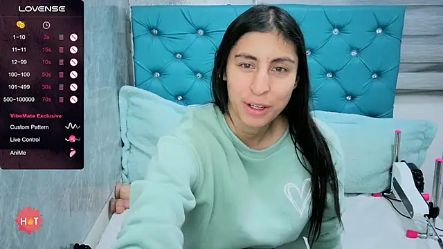 MAARYMOON online show from November 5, 10:51 am