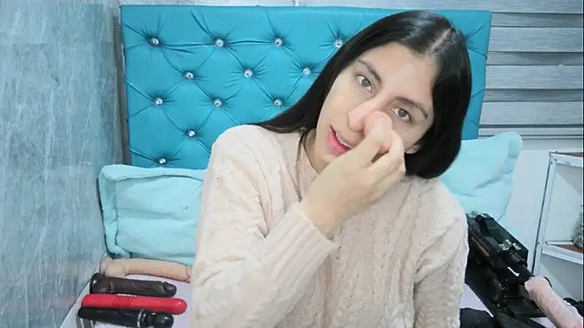 Snapshot of MAARYMOON chatting on February 9, 10:53 am MAARYMOON online show from February 9, 10:53 am
