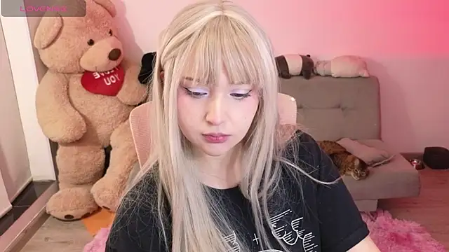 KuroChan420 online show from April 23, 3:57 am
