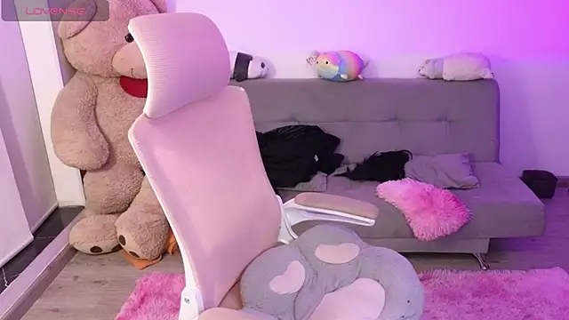 KuroChan420 online show from May 1, 2:27 am