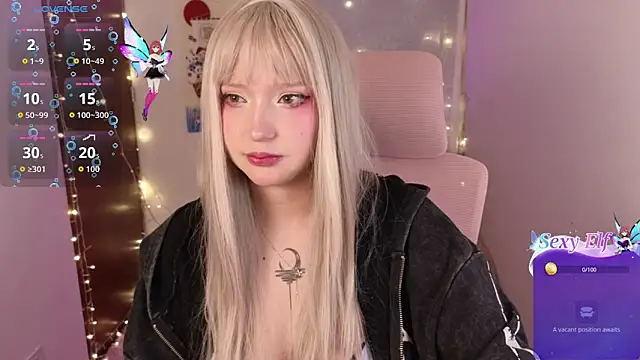 Snapshot of KuroChan420 chatting on December 16, 12:37 am KuroChan420 online show from December 16, 12:37 am