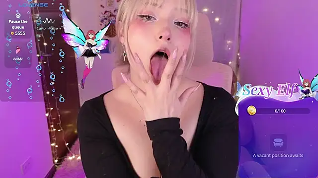 Snapshot of KuroChan420 chatting on January 18, 12:03 am KuroChan420 online show from January 18, 12:03 am