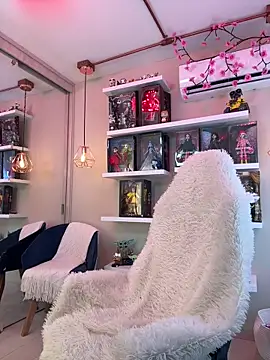 Zoe Bae online show from March 28, 11:28 pm