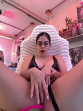 Zoe Bae online show from February 22, 5:47 pm