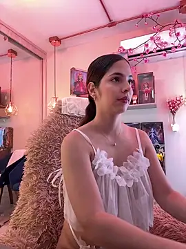 Zoe Bae online show from March 19, 10:32 pm