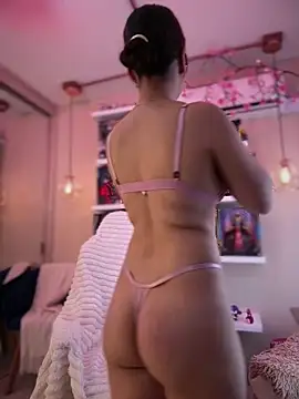 Zoe Bae online show from April 17, 12:35 am