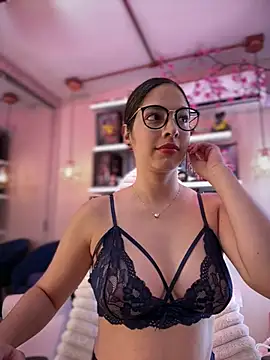 Zoe Bae online show from July 14, 2:38 am