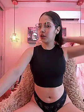 Zoe Bae online show from March 7, 6:00 pm