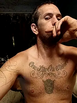 Snapshot of florida-boy39 chatting on October 20, 12:49 pm florida-boy39 online show from October 20, 12:49 pm