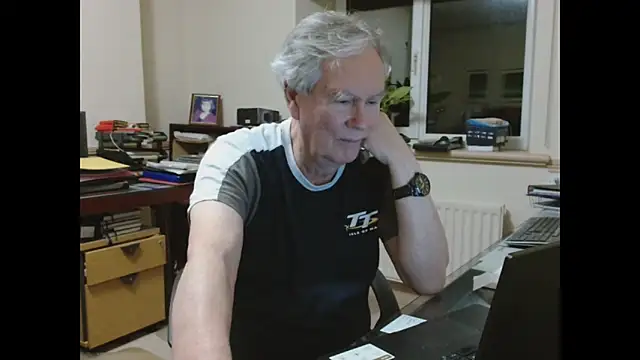 alan inlondon online show from February 15, 10:52 pm