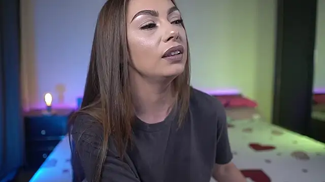 TiffanyPierce online show from January 14, 9:29 pm