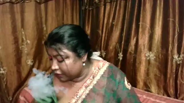 Snapshot of indianmermaid chatting on March 18, 4:51 am indianmermaid online show from March 18, 4:51 am