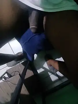 Thato09024573 online show from June 4, 4:11 pm