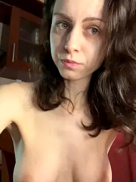 MissAnuta online show from December 19, 9:00 am